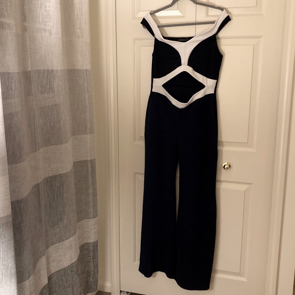 Off-shoulder, cutout jumpsuit (navy & white)